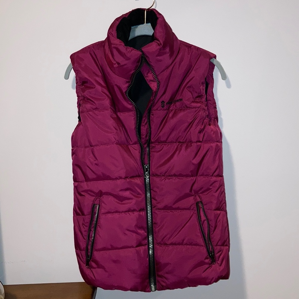 Free country red vest